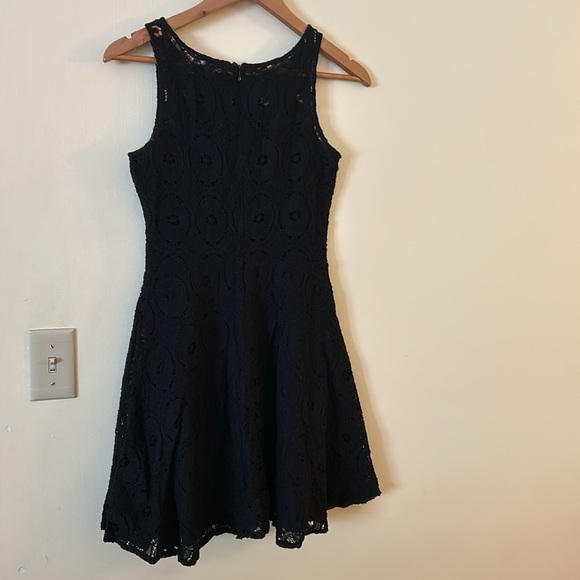 BB Dakota Black Lace Dress 👗 Fit & Flare Mini Sleeveless Cocktail Party Dress - Picture 3 of 15